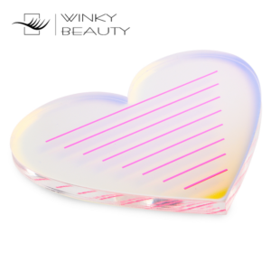Winky Beauty Heart Shaped Iridescent Lash Pallet