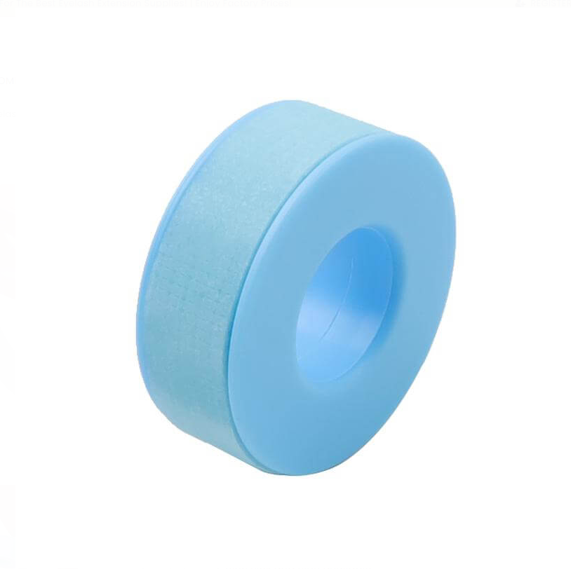 Small 3M Sensitive Skin Low Trauma Tape - Image 2